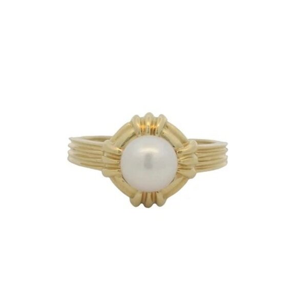 Tiffany & Co. Jewelry - Vintage Tiffany & Co 18kt Yellow Gold Akoya Pearl Solitaire Ring Size 6.25